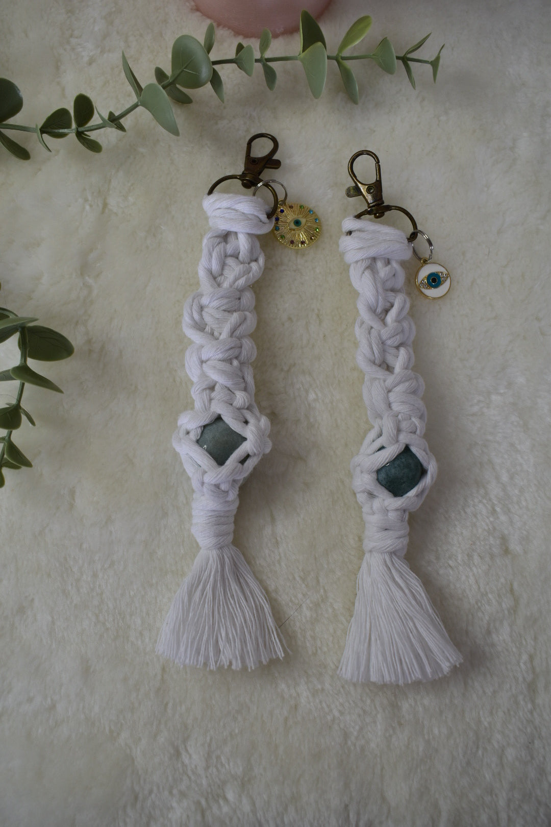 Llavero Blanco con Cuarzo Aventurina (Protección & Equilibrio)