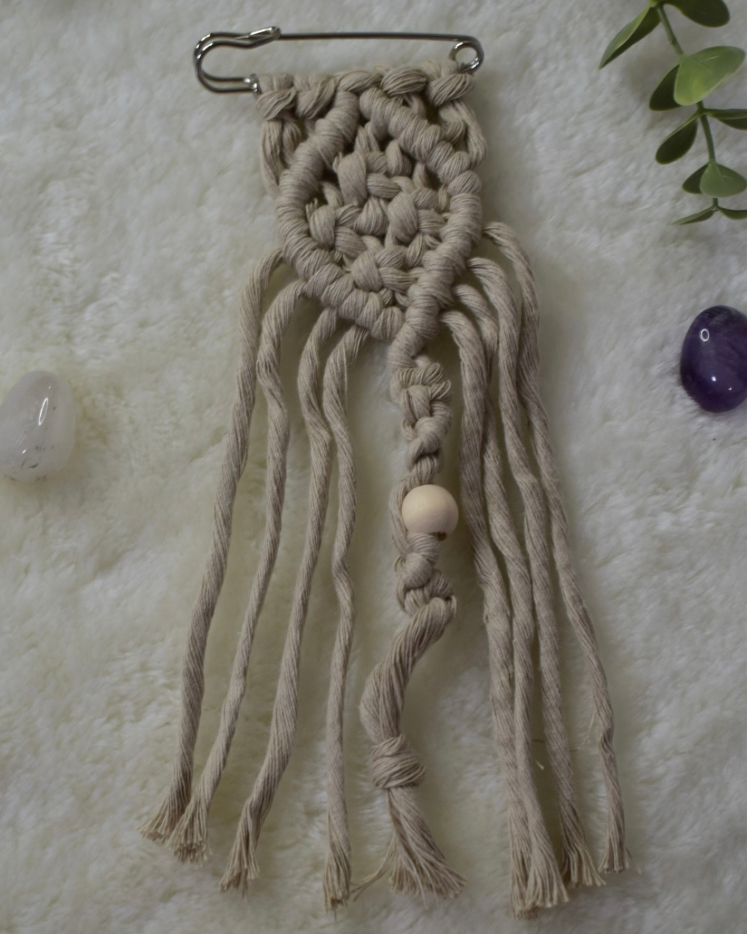 Broche Diamante – Imperdible en Macramé