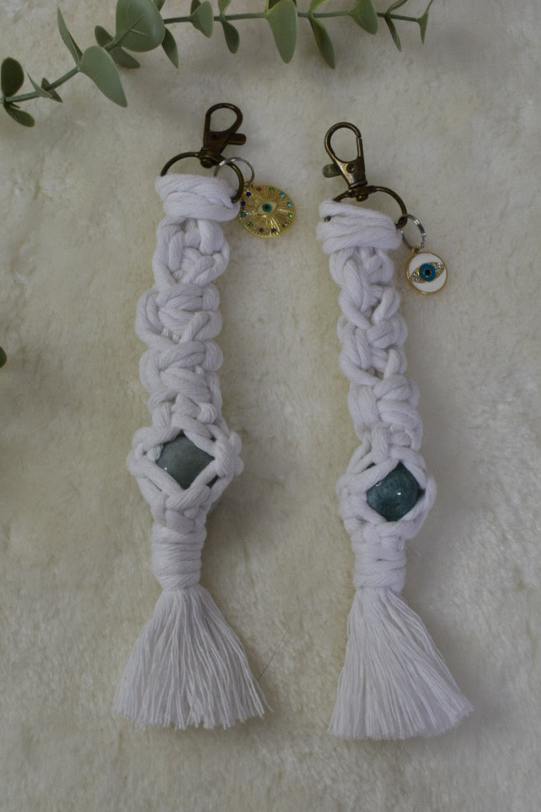 Llavero Blanco con Cuarzo Aventurina (Protección & Equilibrio)